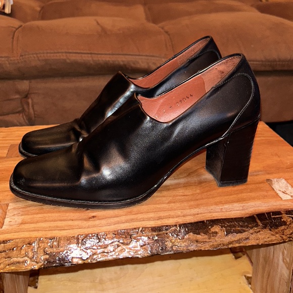 VINTAGE Donald J Pliner Women’s Leather Square Toe Heels Size 7 - Picture 2 of 6